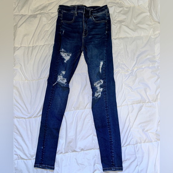 Dark wash American eagle skinny jeans, size 4. - Picture 1 of 2